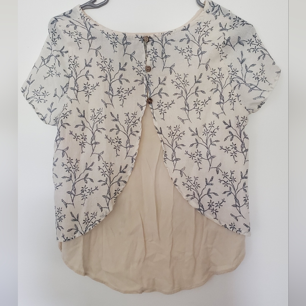 High-Low Linen Top - Picture 3 of 3